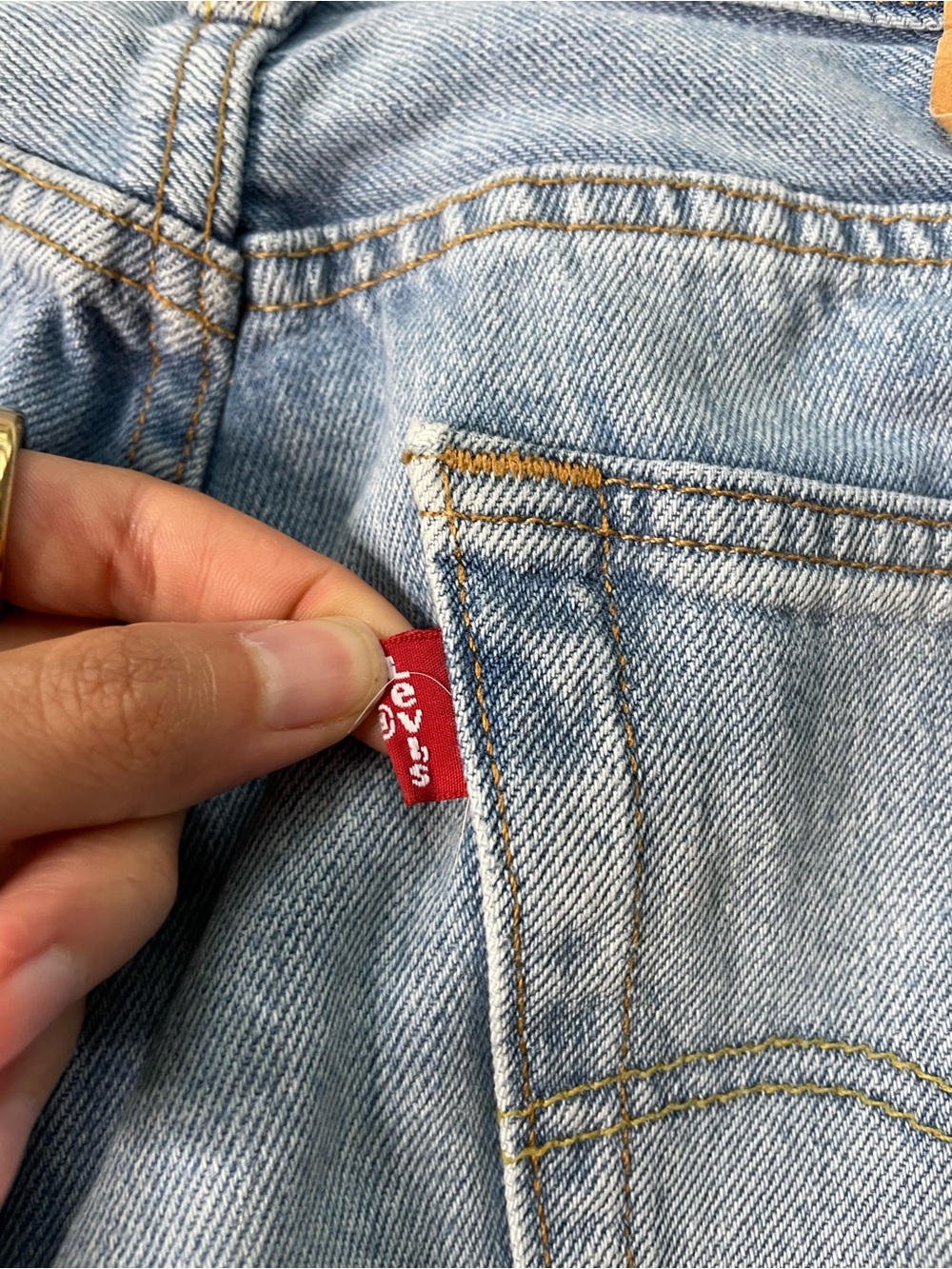 Levi's 501 Light Blue Distressed Men's Jeans 32x32 - Picture 10 of 11